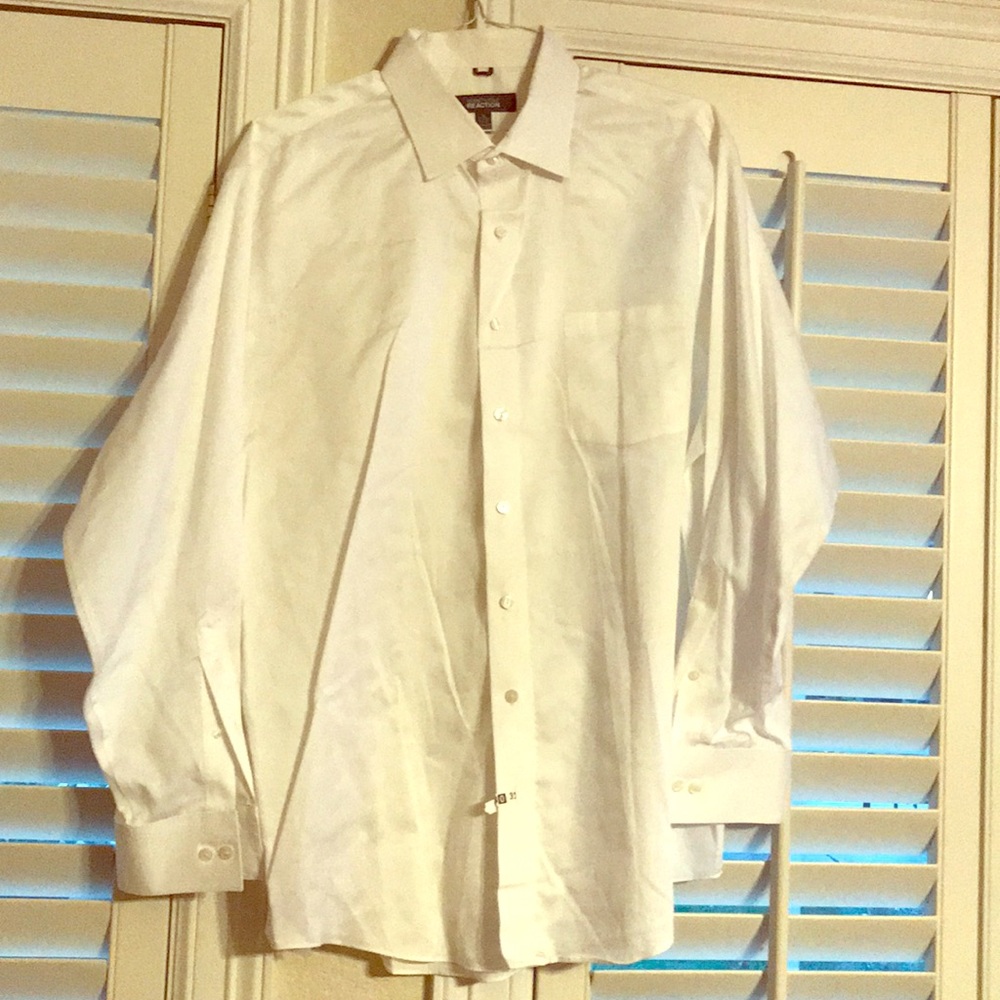 Kennth Cole Reaction white dress shirt